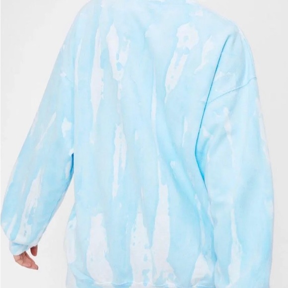 Blue and white Tie Dye smiley face shirt🙂NastyGal Collection - Picture 4 of 6